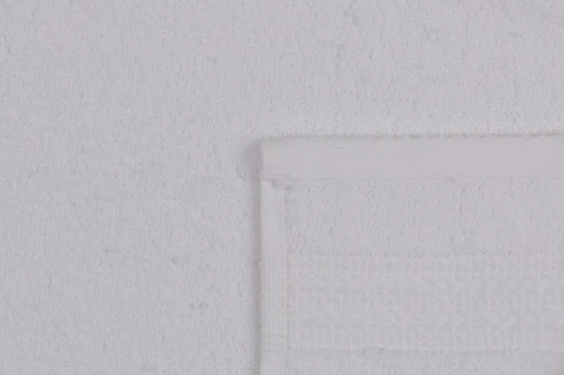 Hobby Handduk 50x90 cm - Cremevit - Textil & mattor - Badrumstextilier - Handduk