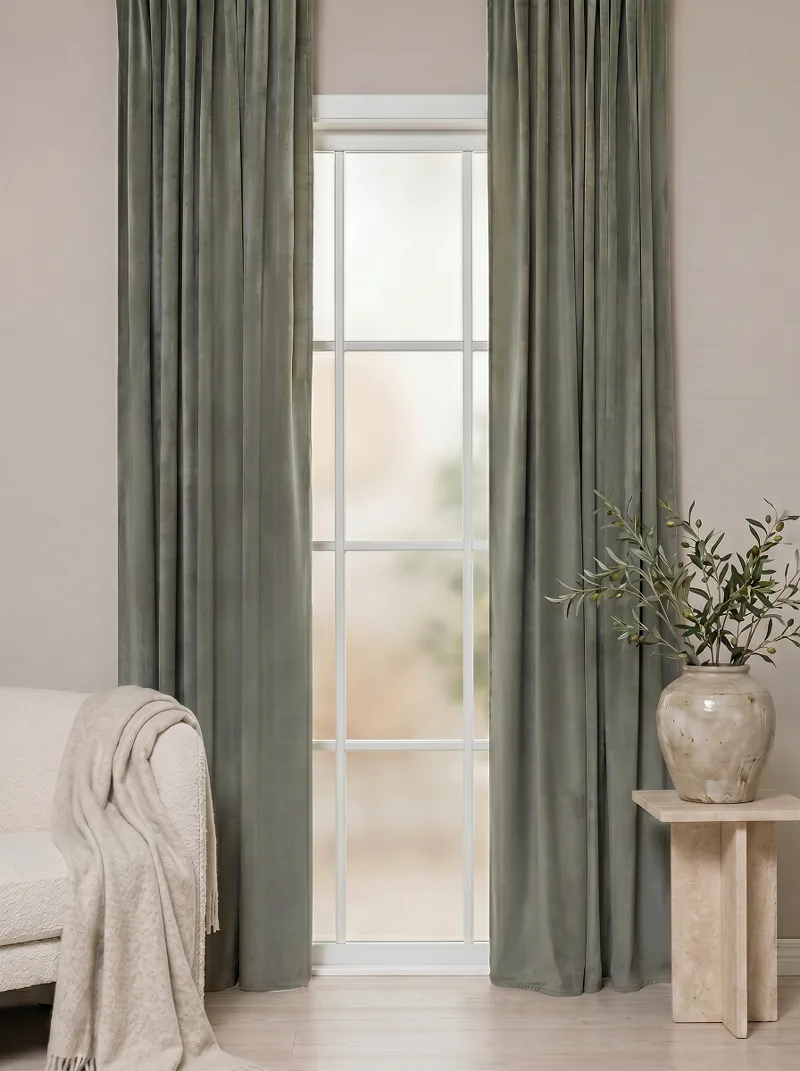 Gardin Saga 140x240 cm - Emerald Green - Textil & mattor - Gardiner - Gardinlängder