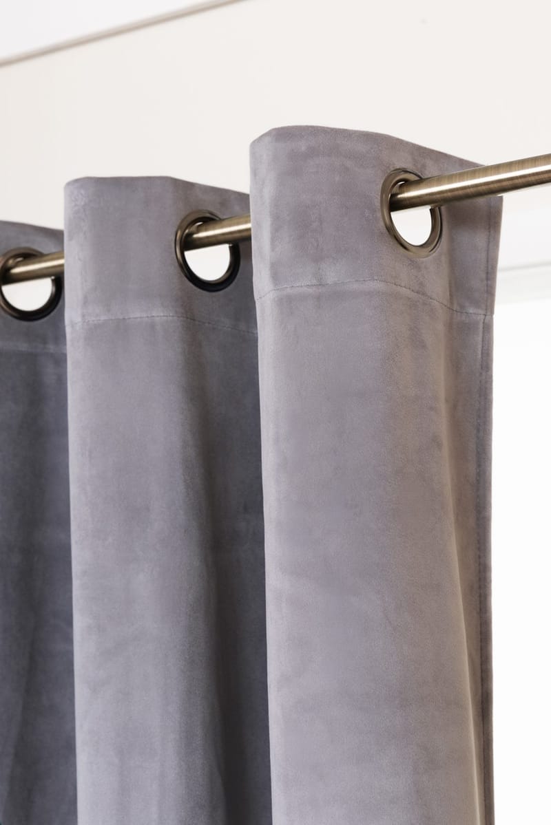 Gardin Saga 140x240 cm - Silver - Textil & mattor - Gardiner - Gardinlängder