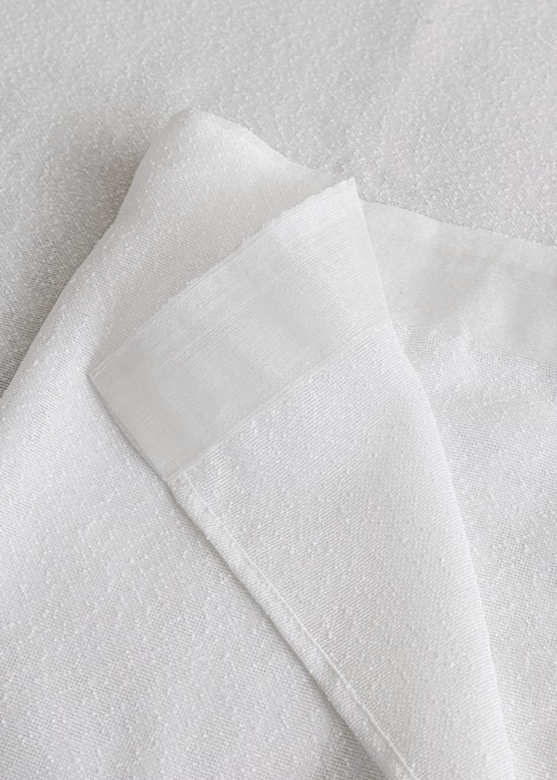 Gardin Alma 140x250 cm - White - Textil & mattor - Gardiner - Gardinlängder - Hällängd