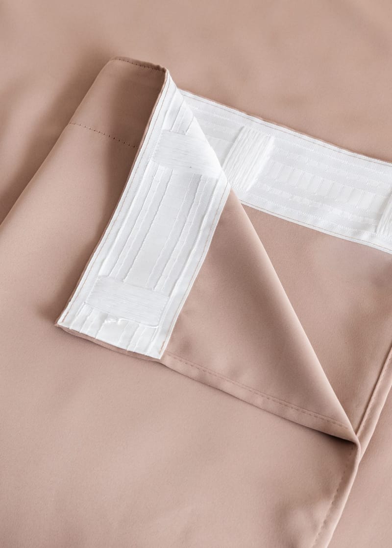 Mörkläggningsgardin Klara 140x250 cm - Taupe - Textil & mattor - Gardiner - Mörkläggningsgardiner