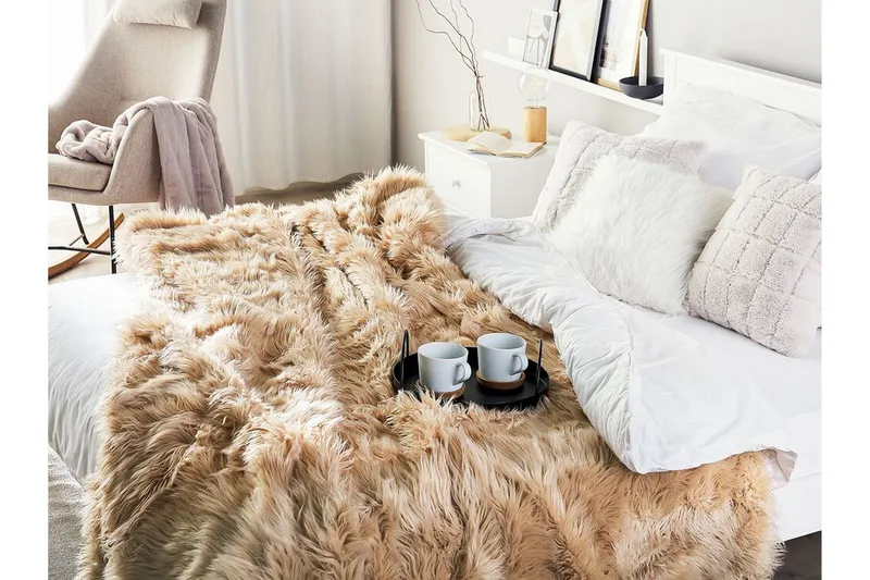 Pläd 200 x 220 cm ljusbrun DELICE - Brun - Textil & mattor - Filtar, kuddar & plädar - Filtar & plädar