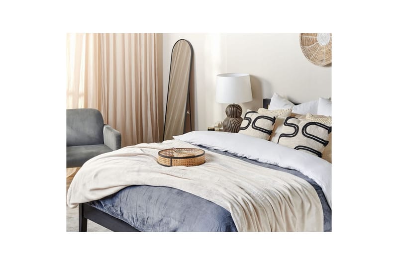 Pläd Bayburt Vit, 150x200 cm - Vit, 150x200 cm - Textil & mattor - Filtar, kuddar & plädar - Filtar & plädar