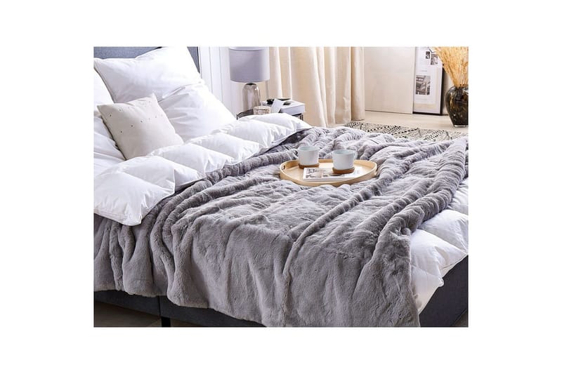 Pläd Chaab Grå, 200x220 cm - Grå, 200x220 cm - Textil & mattor - Filtar, kuddar & plädar - Filtar & plädar