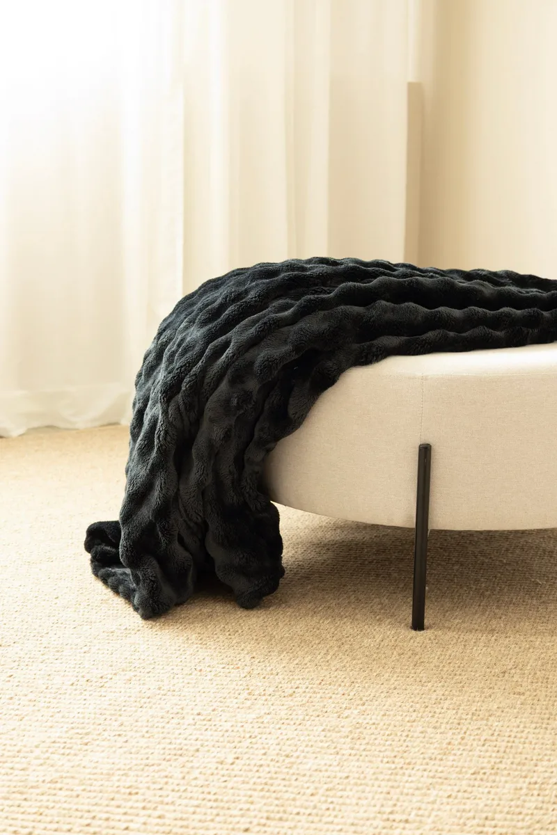 Pläd Pom Pom 130x170 cm, Black