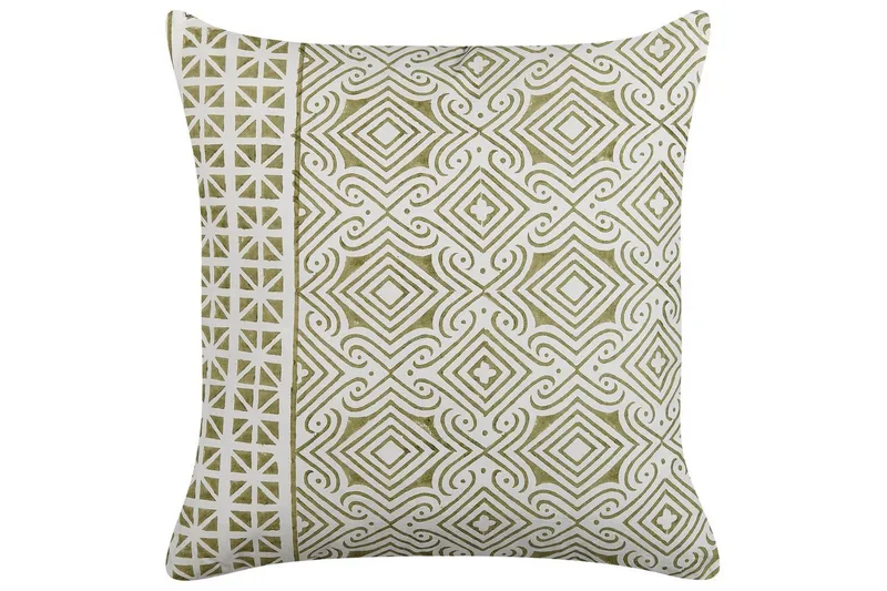 Prydnadskuddar Larics, undefined