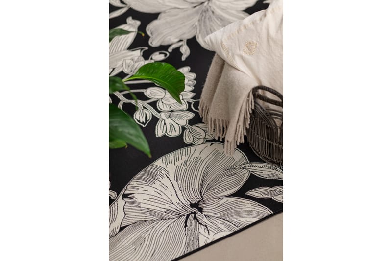 Domani Flower Flatvävd Matta 160x230 cm - Svart - Textil & mattor - Mattor - Flatvävda mattor
