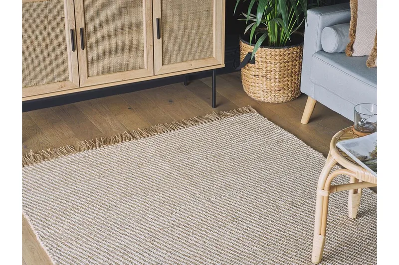 Matta 140 x 200 cm beige ALADAG - Beige - Textil & mattor - Mattor - Flatvävda mattor