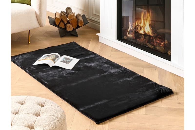 Mirpur Skinnmatta 80x150 cm - Svart - Textil & mattor - Mattor - Fällar & skinnmattor