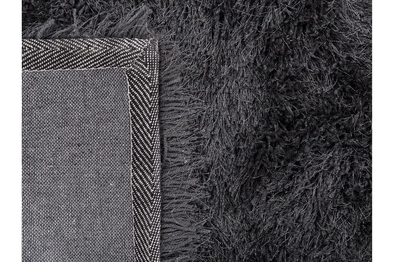 Bleakley Matta 140x200 cm - Svart - Textil & mattor - Mattor - Modern matta - Ryamatta & luggmatta