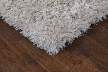 Floki Ryamatta 160x230 cm Rektangulär - Vit - Textil & mattor - Mattor - Modern matta - Ryamatta & luggmatta