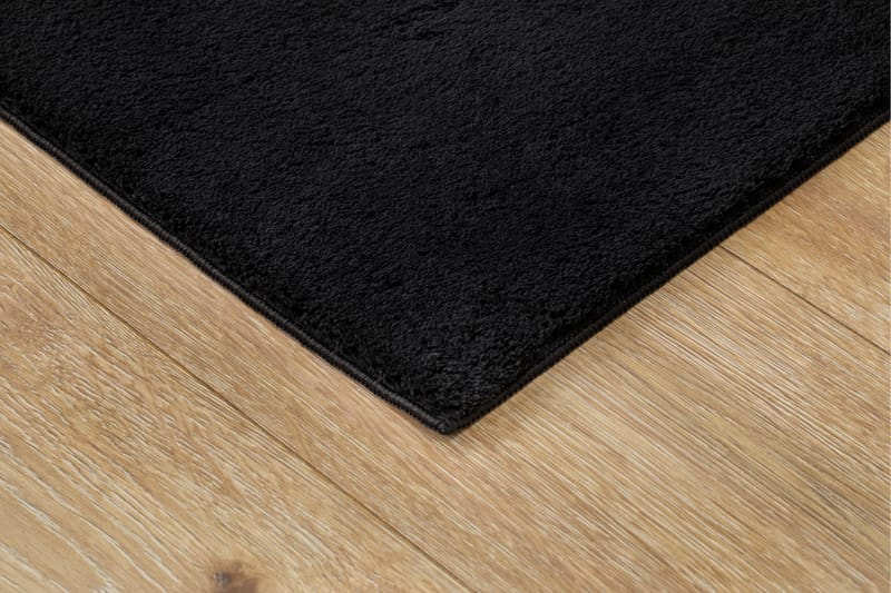 Softina Wiltonmatta 140x200 cm - Svart - Textil & mattor - Mattor - Modern matta - Friezematta