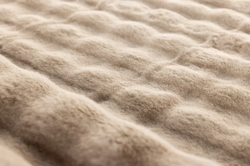 Novis Plastmatta 200x290 cm - Beige - Textil & mattor - Mattor - Modern matta - Wiltonmattor
