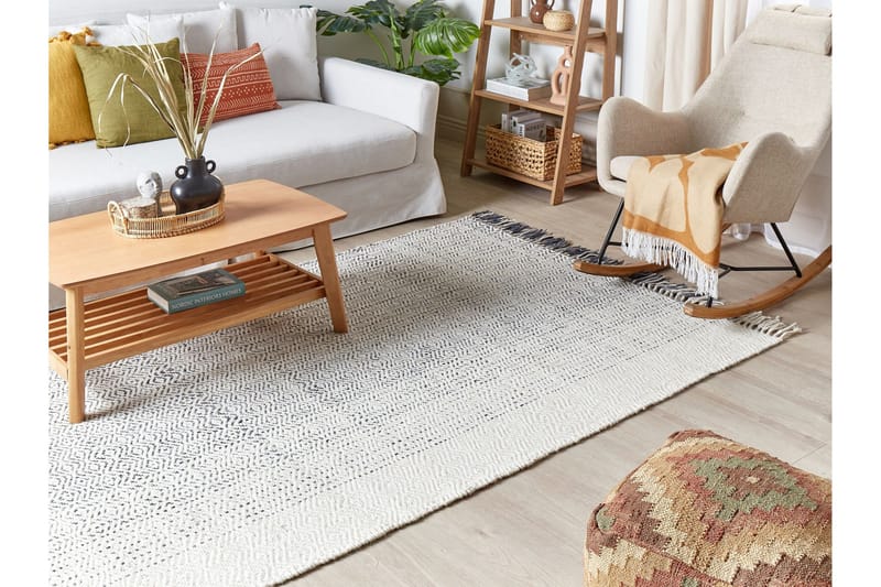 Omerli Ullmatta 140x200 cm - Svart/Vit - Textil & mattor - Mattor - Modern matta - Ullmatta