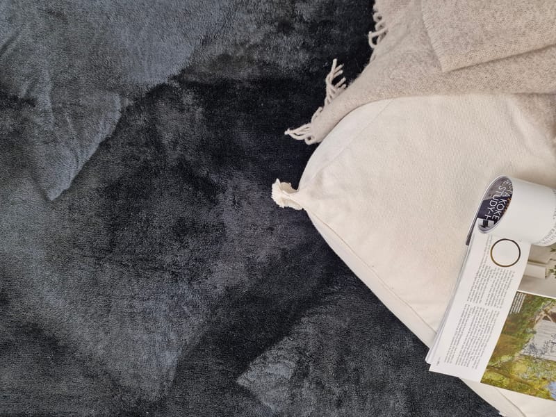 Cozy Ryamatta 240x340 cm Rektangulär - Svart - Textil & mattor - Mattor - Modern matta - Ryamatta & luggmatta