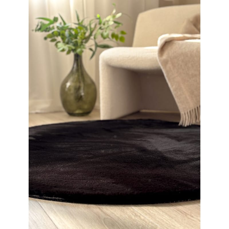 Ryamatta Heaven Rund - 120x120 cm, Svart - Textil & mattor - Mattor - Modern matta - Ryamatta & luggmatta