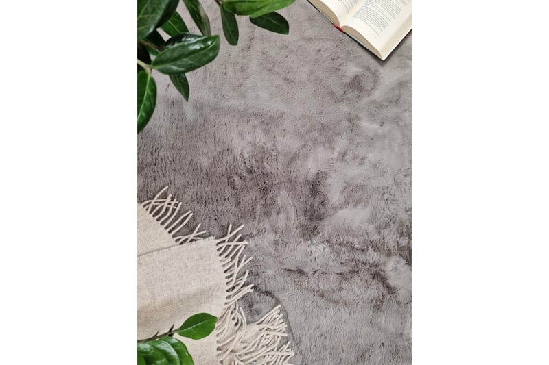 Heaven Ryamatta Antracit 60*120 - Antracit - Textil & mattor - Mattor - Modern matta - Ryamatta & luggmatta