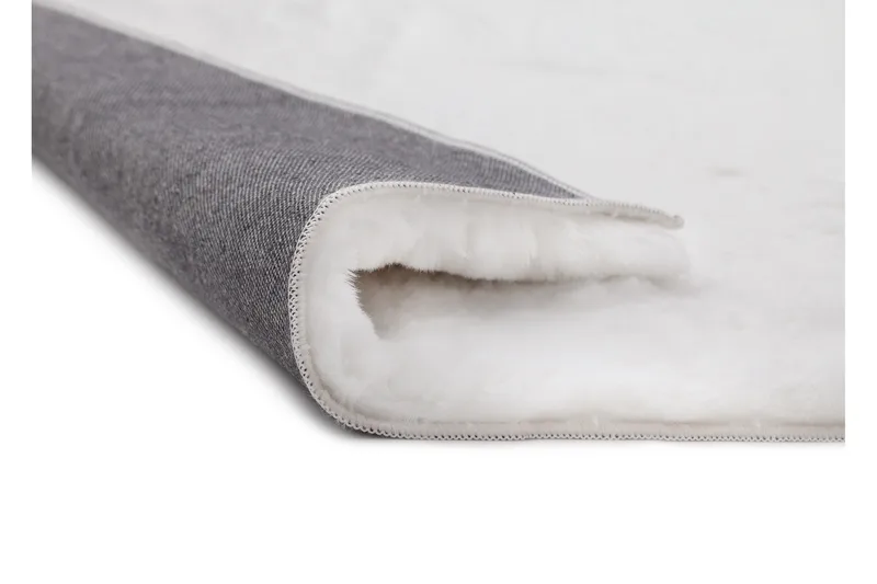 Heaven Ryamatta Vit 60*120 - Vit - Textil & mattor - Mattor - Modern matta - Ryamatta & luggmatta