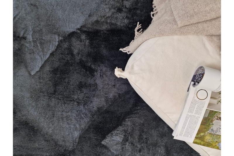 Cozy Ryamatta 60x120 cm Rektangulär - Svart - Textil & mattor - Mattor - Modern matta - Ryamatta & luggmatta