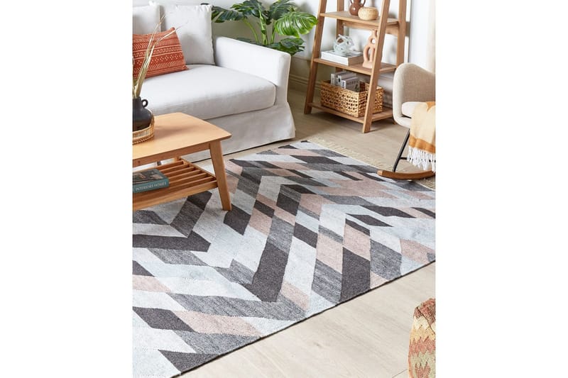 Plattvävd Nakkas - 140x200 cm - Textil & mattor - Mattor - Flatvävda mattor