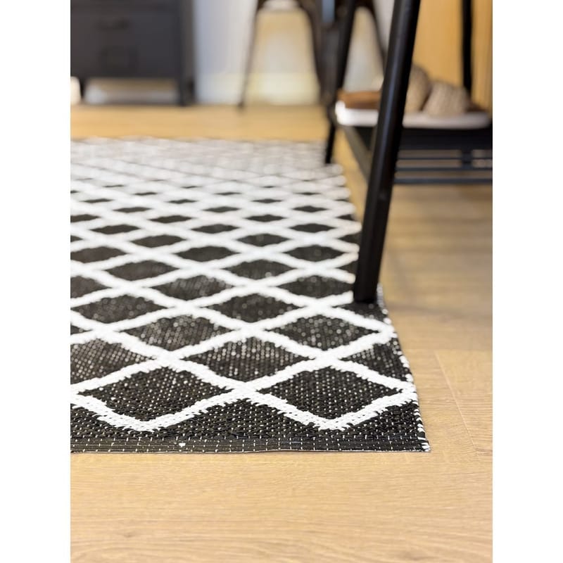 Plastmatta Hilma Wave - 70x150 cm, Svart - Textil & mattor - Mattor - Utomhusmattor - Plastmattor