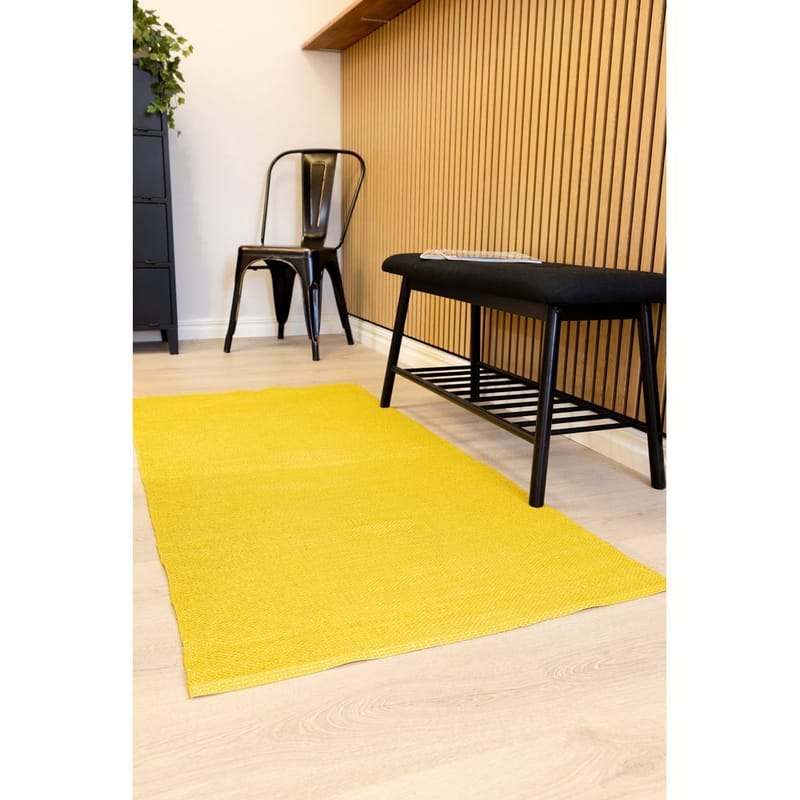 Plastmatta Hilma Plain - 70x250 cm, Gul - Textil & mattor - Mattor - Utomhusmattor - Balkongmatta & altanmatta