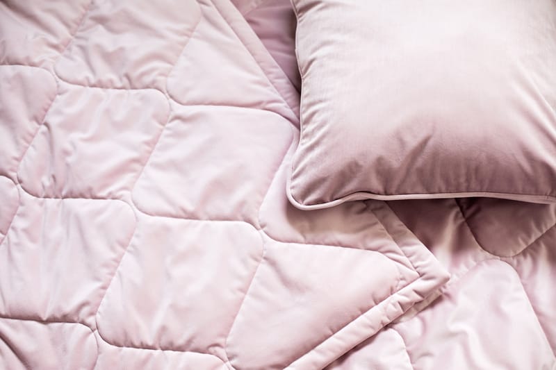 Manuel Överkast 260x160 cm - Rosa - Textil & mattor - Sängkläder - Överkast - Överkast dubbelsäng
