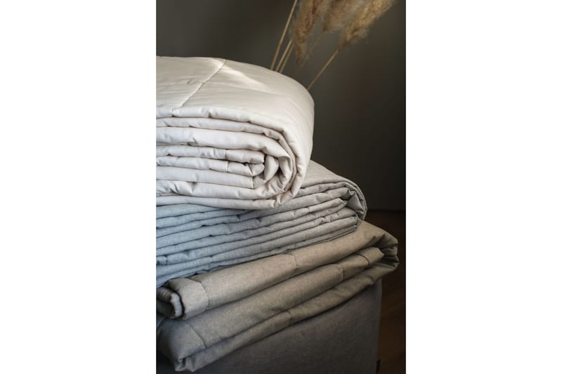 Vilja Överkast 250x260 cm Grå - Textil & mattor - Sängkläder - Överkast - Överkast dubbelsäng