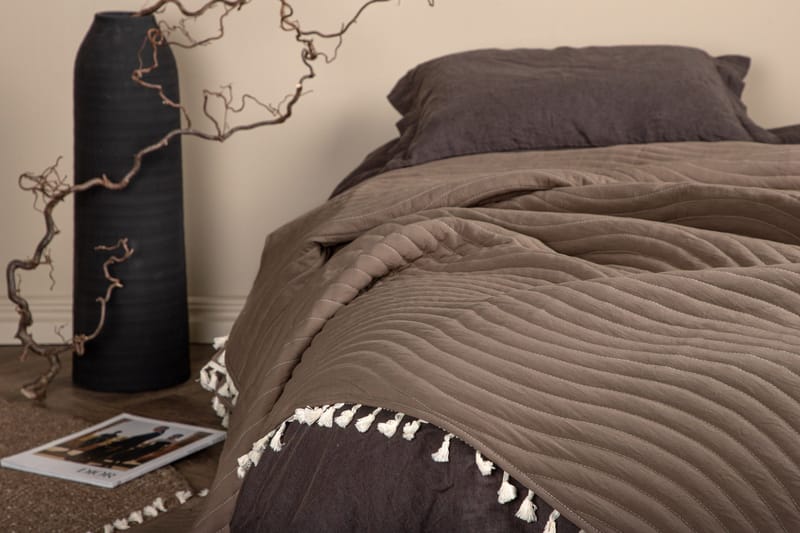 Eilas Överkast 260x260 cm - Textil & mattor - Sängkläder - Överkast - Överkast dubbelsäng