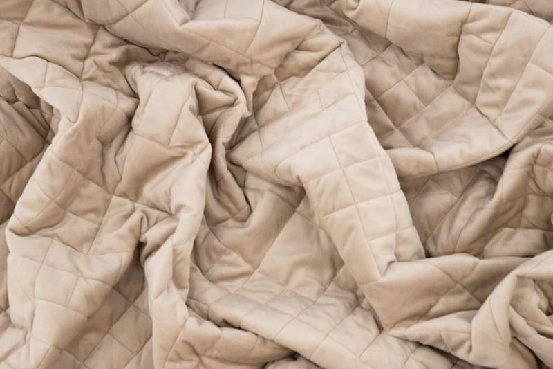 Jilly Överkast 80x260 cm - Beige - Textil & mattor - Sängkläder - Överkast - Överkast dubbelsäng