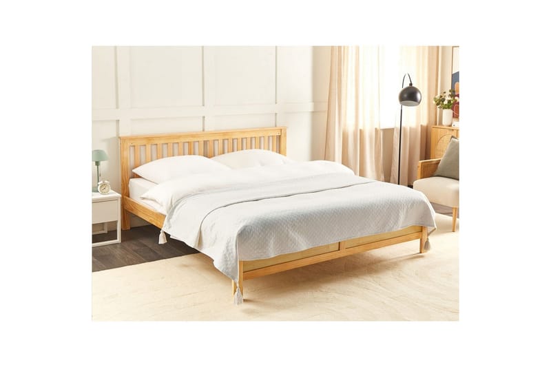 Sängöverkast Lindula Vit, 200x220 cm - Vit, 200x220 cm - Textil & mattor - Sängkläder - Överkast - Överkast dubbelsäng