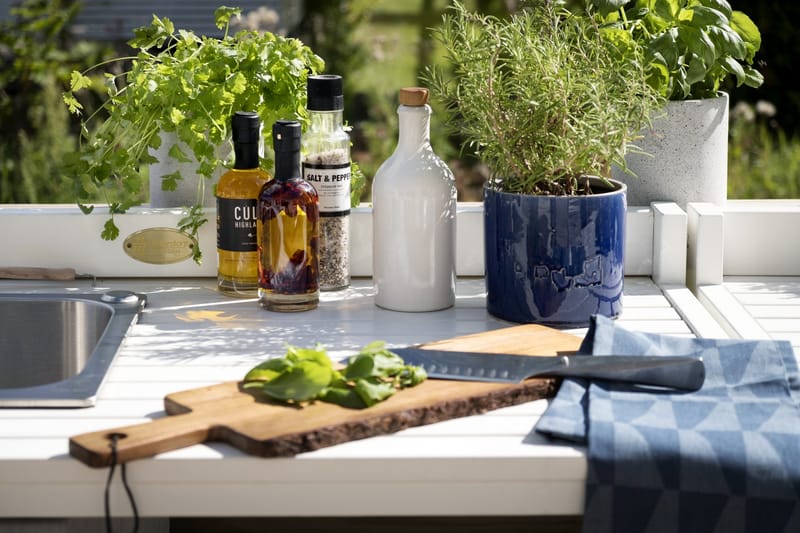 Hillerstorp Läckö Utekök med Vask + Arbetsbänk - Vit - Trädgård & spabad - Grillar & matlagning utomhus - Utekök - Bygga utekök