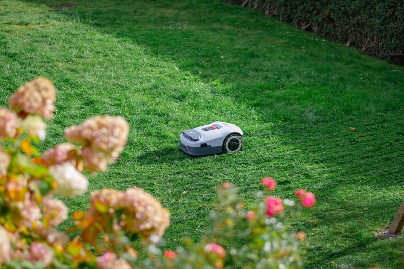 Robotgräsklippare utan slinga 3600m² | Full-Band RTK + 4 AI-kameror | ANTHBOT Genie 3000 - Trädgård & spabad - Trädgårdsmaskiner - Gräsklippare - Robotgräsklippare