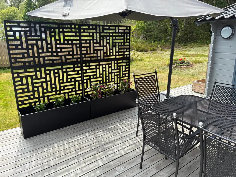 Blomlåda med spalje | 120x180cm | Stål | Svart, undefined