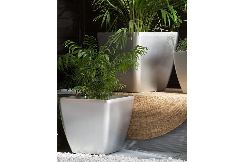 Trädgårdskruka Astras 42x42x41 cm - 42x42x41 cm - Trädgård & spabad - Trädgårdsskötsel - Odling - Planteringskärl & blomkruka - Stor blomkruka