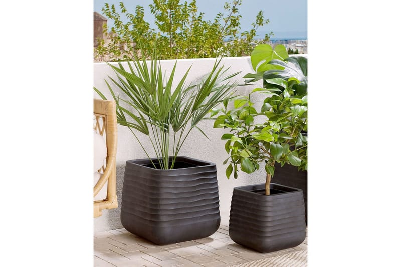 Trädgårdskruka Parikia Svart, 38x38x37 cm - Svart, 38x38x37 cm - Trädgård & spabad - Trädgårdsskötsel - Odling - Planteringskärl & blomkruka - Stor blomkruka