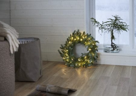 Greyland Krans med belysning 55 cm - grågrön - Trädgård & spabad - Trädgårdsskötsel - Växter & plantor - Prydnadsväxter - Dörrkransar