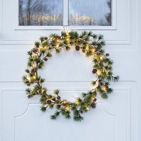 Larix Krans med belysning 40 cm - grön med bruna kottar - Trädgård & spabad - Trädgårdsskötsel - Växter & plantor - Prydnadsväxter - Dörrkransar