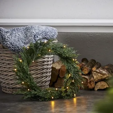 Thuja Krans med belysning 40 cm - Grön - Trädgård & spabad - Trädgårdsskötsel - Växter & plantor - Prydnadsväxter - Dörrkransar
