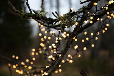 Berry Mini Ljusslinga - opalvit - Trädgård & spabad - Utemiljö - Altan & terrass - Altanbelysning