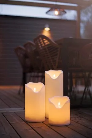 Flamme Grand LED Blockljus 20 cm - vit - Trädgård & spabad - Utemiljö - Altan & terrass - Altanbelysning