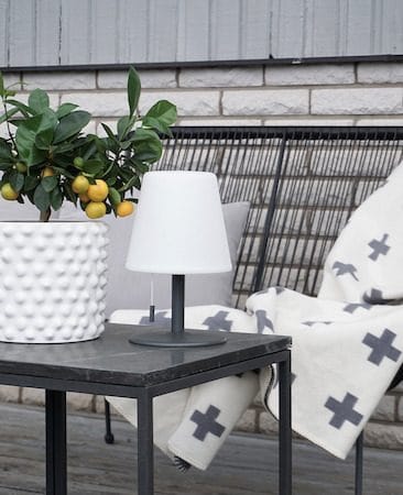 Kreta Bordslampa 16 cm - vit och svart - Trädgård & spabad - Utemiljö - Altan & terrass - Altanbelysning