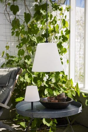 Kreta Bordslampa 16 cm - vit och svart - Trädgård & spabad - Utemiljö - Altan & terrass - Altanbelysning