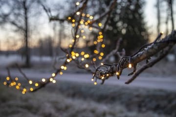 LED-ljusslinga Jul Flashy 21 m 300 ljus Varmvit - Svart - Trädgård & spabad - Utemiljö - Altan & terrass - Altanbelysning