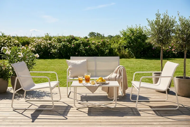 Pelanda Loungegrupp  - Soffa och 2 fåtöljer i stål soffbord med frostad glasskiva - Ljusbeige - Trädgård & spabad - Utemiljö - Altan & terrass - Altanmöbler
