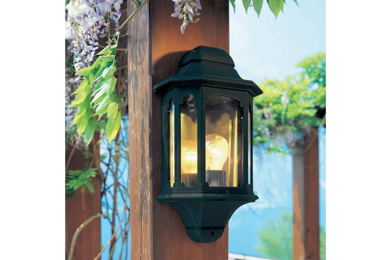 Utomhusvägglampa Elstead Lighting Chapel - Trädgård & spabad - Utemiljö - Altan & terrass - Altanbelysning