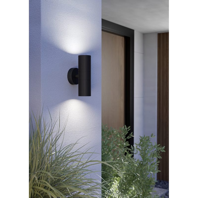 Utvändig vägglampa Tomelloso med 2 lampor - Svart - Trädgård & spabad - Utemiljö - Entré - Entrébelysning