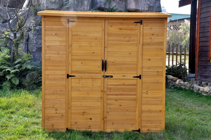 Förråd  |1,8m² | Dubbel dörr | Naturlig träfinish, undefined