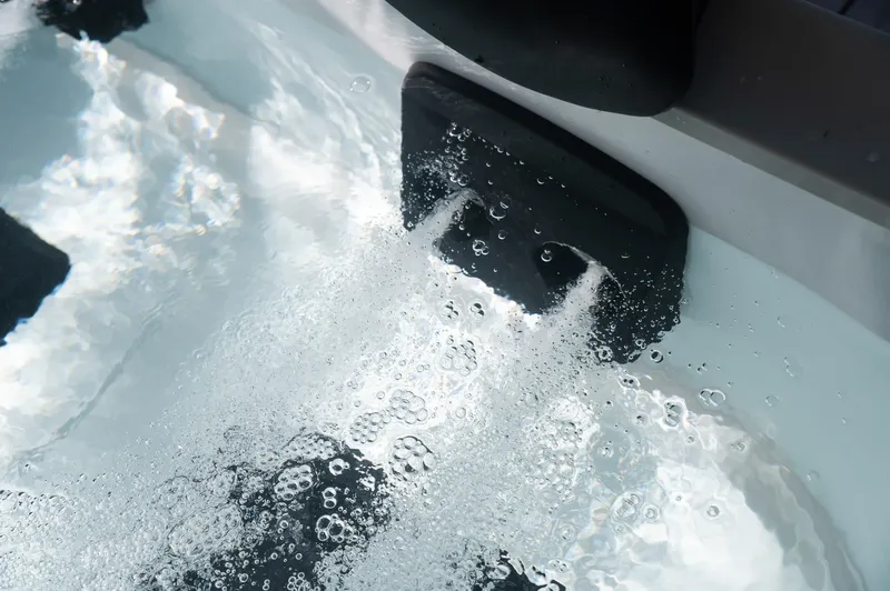 Spabad MSpa F-OS063WAP Oslo Plus XL Aero Frame 4 pers - Inklusive Startpaket Spabadsrengöring - Svart - Trädgård & spabad - Utomhusbad - Spabad - Utespa