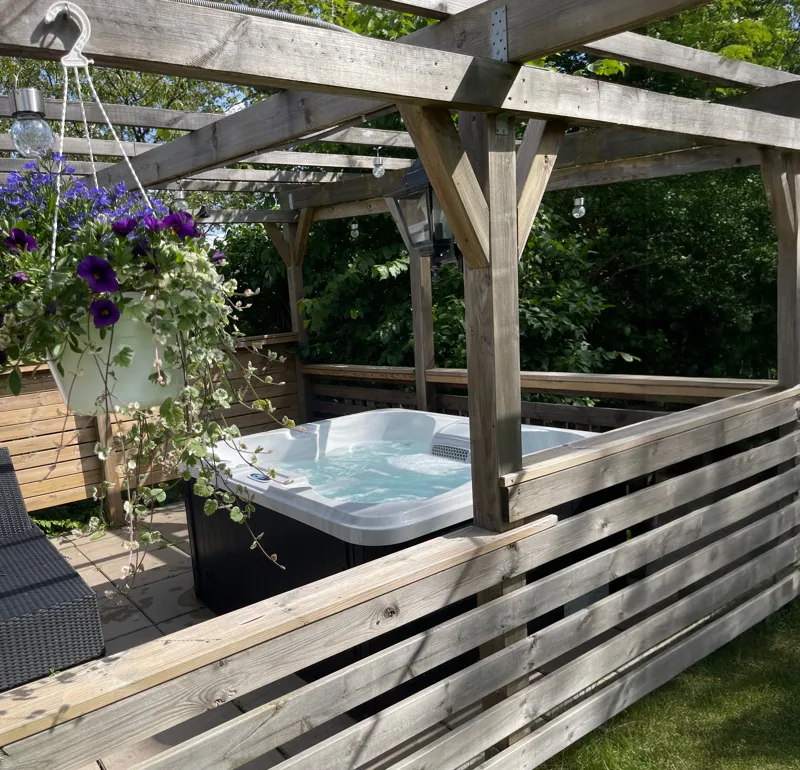 Spabad Yoruba |  4-personer |  Lyfco - Trädgård & spabad - Utomhusbad - Spabad - Utespa